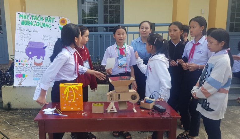 Phụ nữ trong ngành nghề STEM - Singapore đã có cái nhìn cải tiến hơn như thế nào?